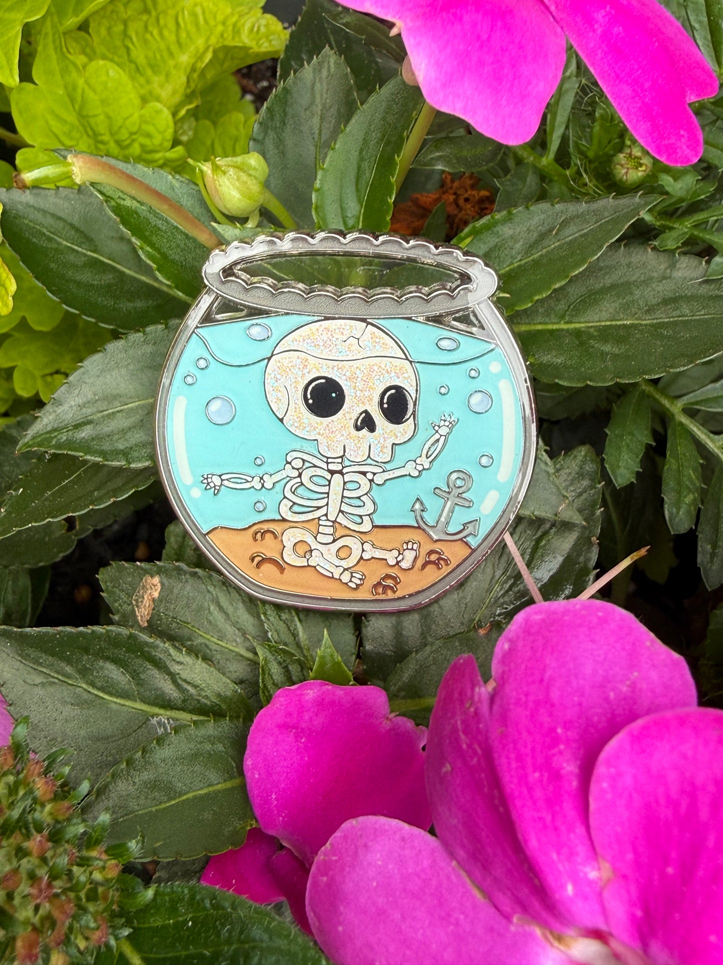 Skelly Fishbowl Clear Enamel Pin