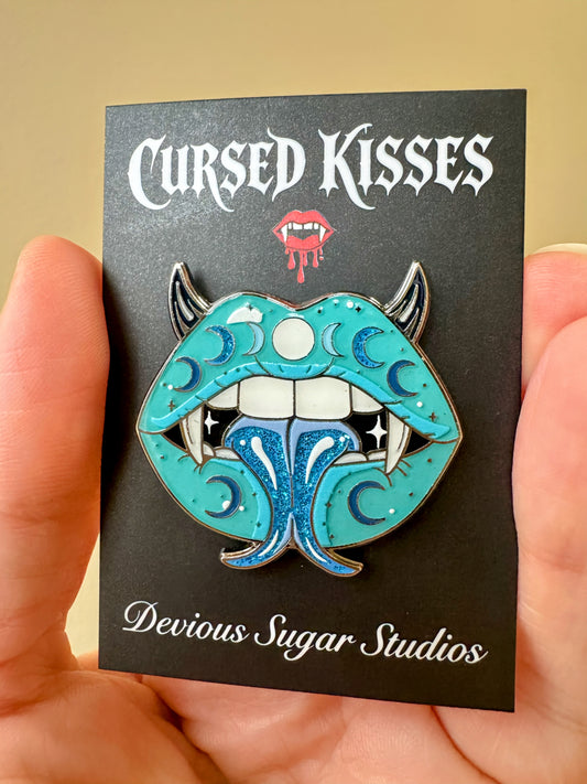 Moon phase lips enamel pin