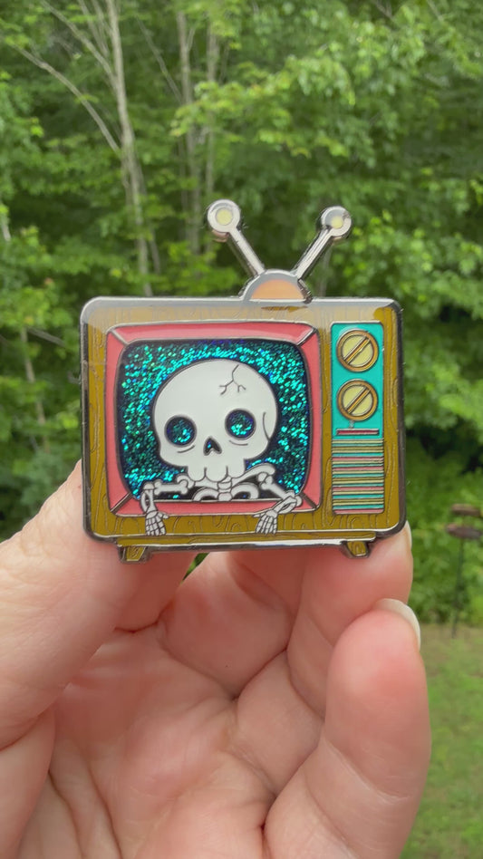 Skelly-Telly Vintage TV Enamel Pin